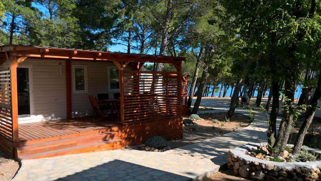 Mobile Home Navis Starigrad Paklenica Bagian luar foto